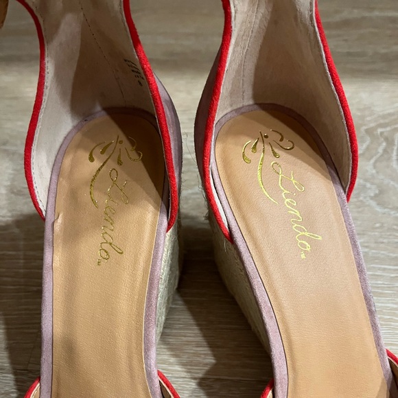 Anthropologie Liendo Seychelles Villa Wedges in Pink Suede with Red Trim size 8 - Picture 12 of 16